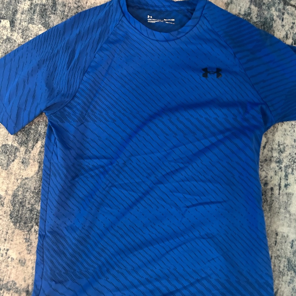 Under Armour Men's Striped Blue Tee